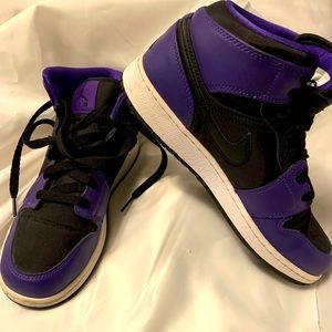 Nike Air Jordan 1 Mids